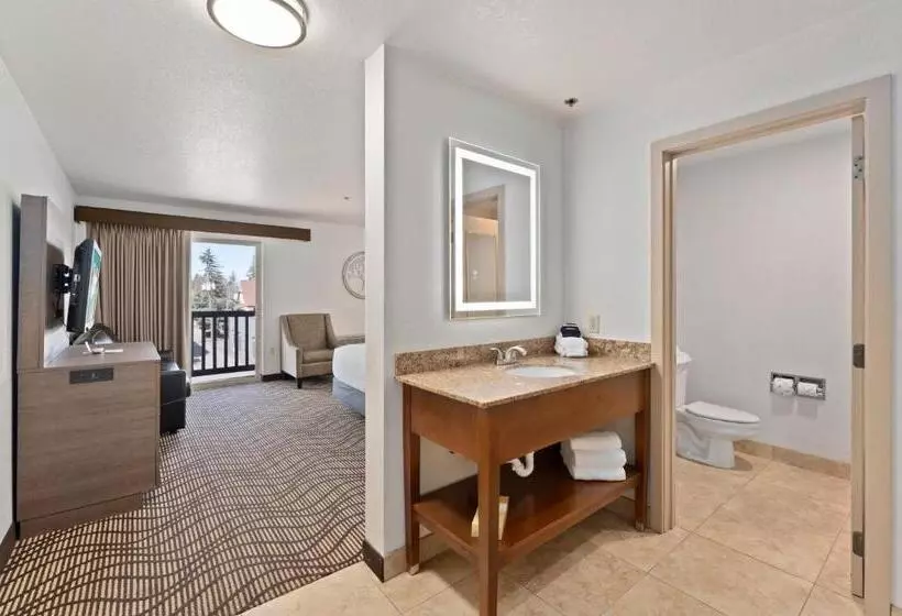 スイート（家族用）, Cedar Street Hotel & Suites