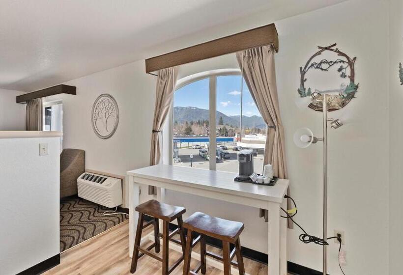 Family Suite, Cedar Street Hotel & Suites