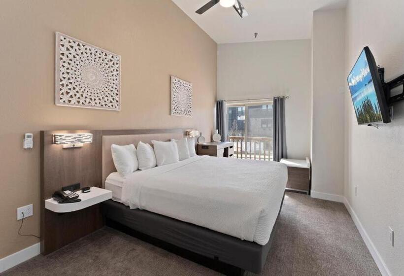 شقة غرفة واحدة, Cedar Street Hotel & Suites