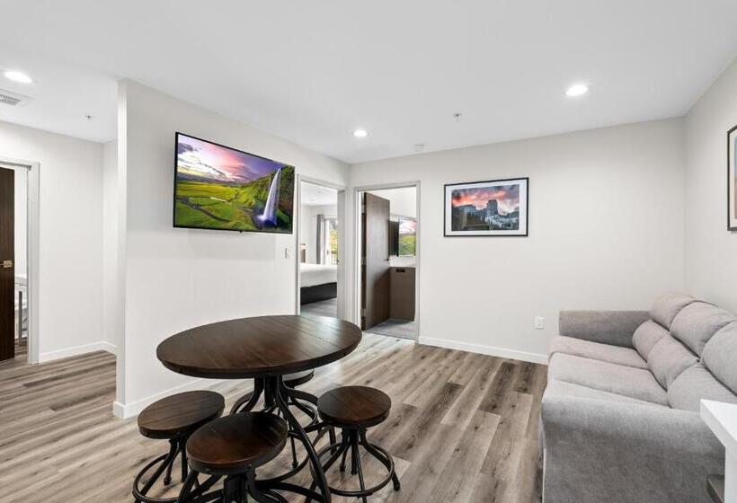 شقة غرفة واحدة, Cedar Street Hotel & Suites