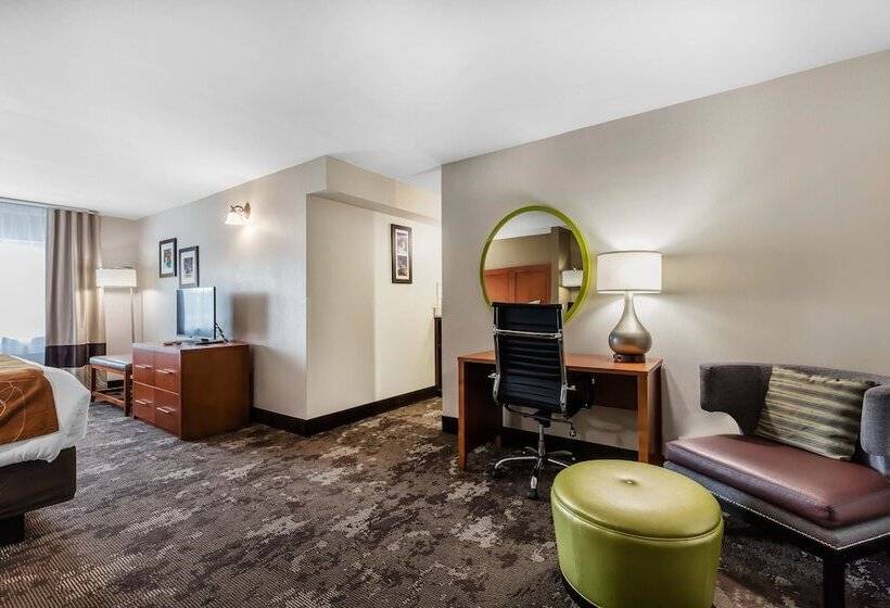 جناح, Comfort Inn & Suites Nashville Near Tanger Outlets I 24 Antioch