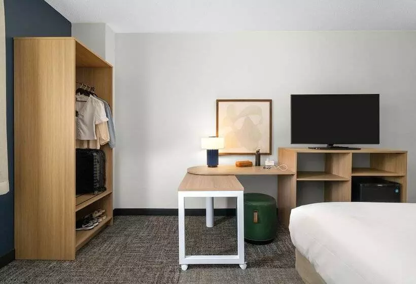身障者適用スイートルーム, Spark By Hilton Germantown Washington Dc North