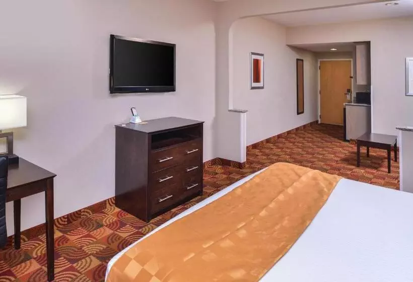 キングサイズベッドのスイートルーム, Americas Best Value Inn & Suites Bastrop