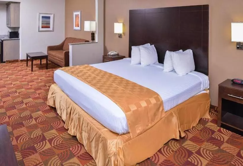 キングサイズベッドのデラックススイート, Americas Best Value Inn & Suites Bastrop