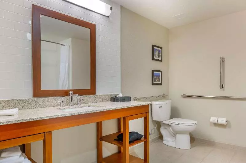 اتاق استاندارد, Americas Best Value Inn & Suites Fontana