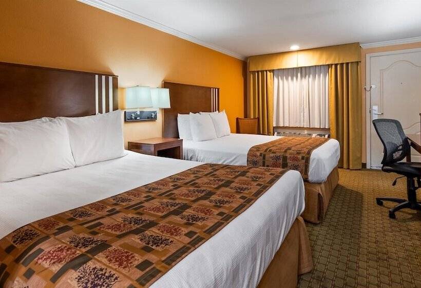 Люкс 2 Спальни, Best Western Skyline Motor Lodge