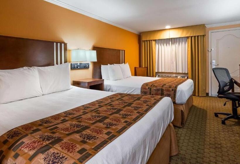 침실 2개 스위트, Best Western Skyline Motor Lodge