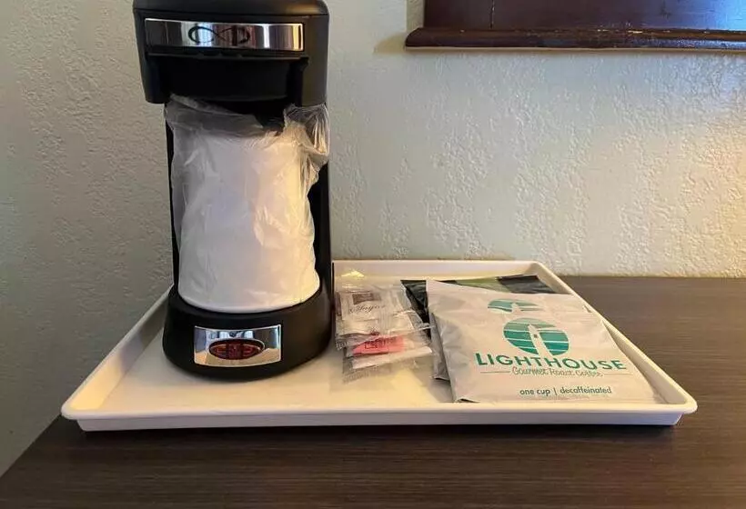 スイート, Red Roof Inn & Suites Sulphur Springs