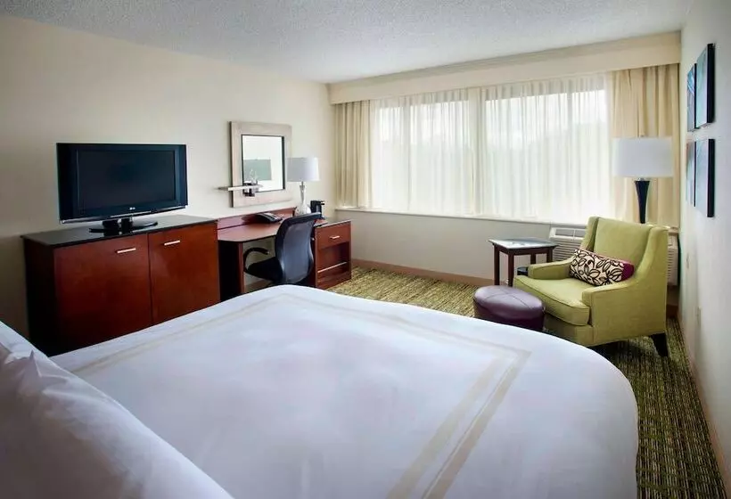 اتاق استاندارد با تخت دوبل, Boston Marriott Peabody