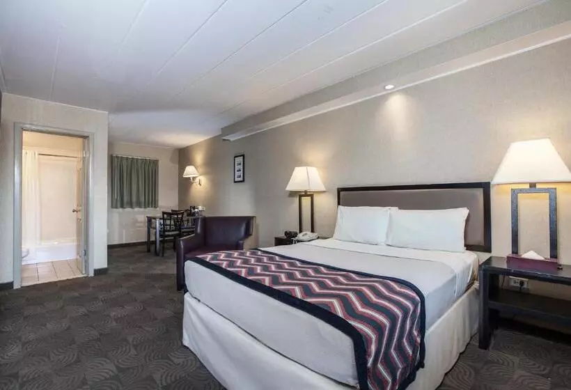 اتاق سوپریور, Carlton Inn Midway