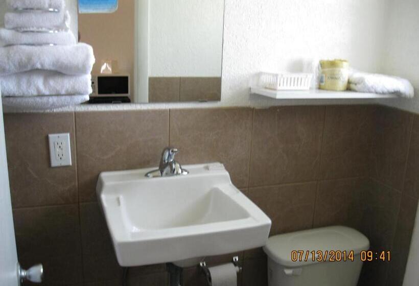 Стандартный Номер Кровать Кинг, Circle S Lodge
