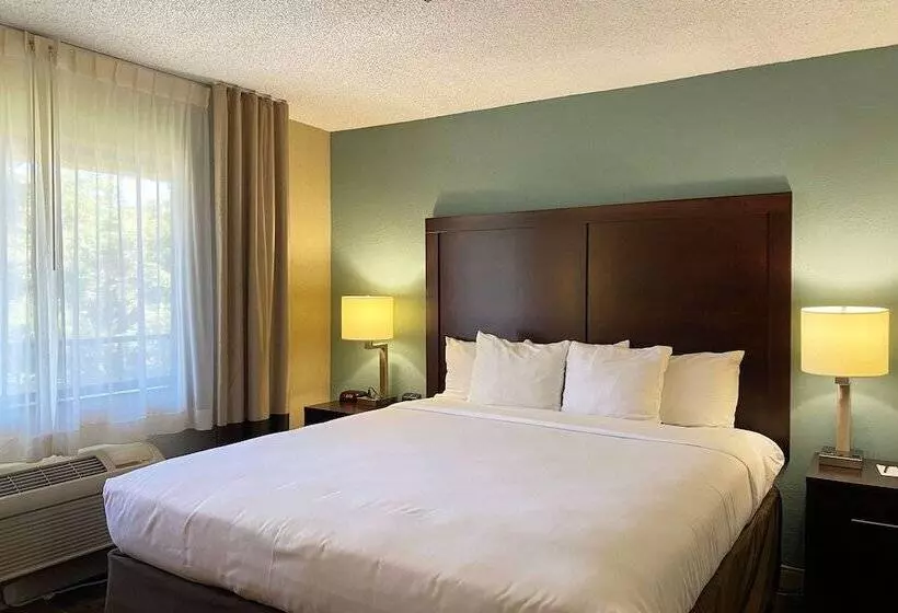 Sviitti Liikuntarajoitteisille, Wyndham Garden Newark Fremont Silicon Valley