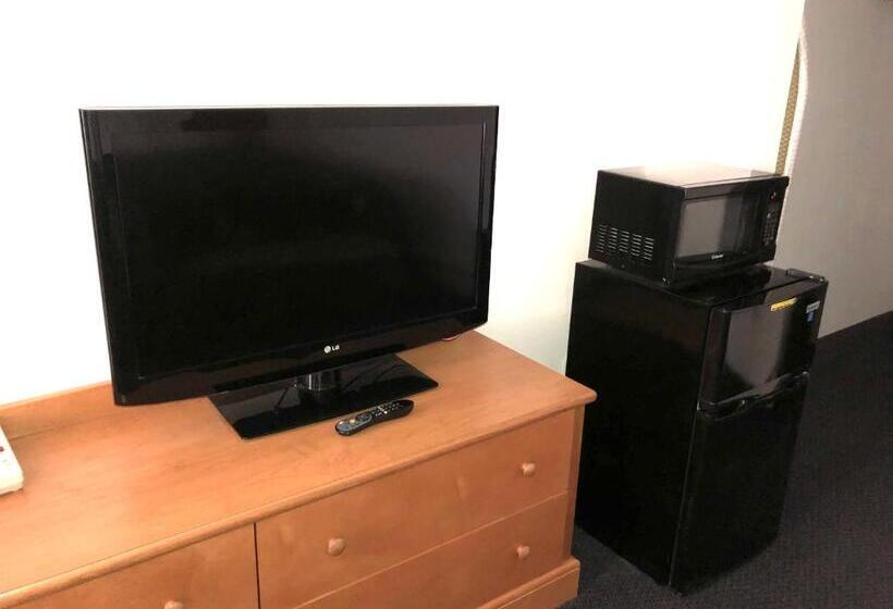 غرفة قياسية رباعية, Corn Palace Inn