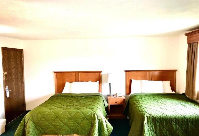 Люкс, Corn Palace Inn