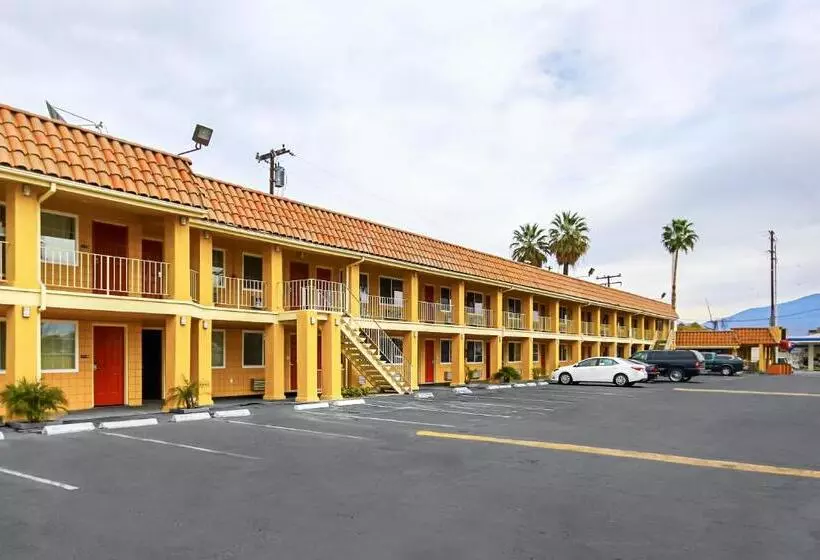 اتاق استاندارد با تخت بزرگ, Econo Lodge San Bernardino I-215