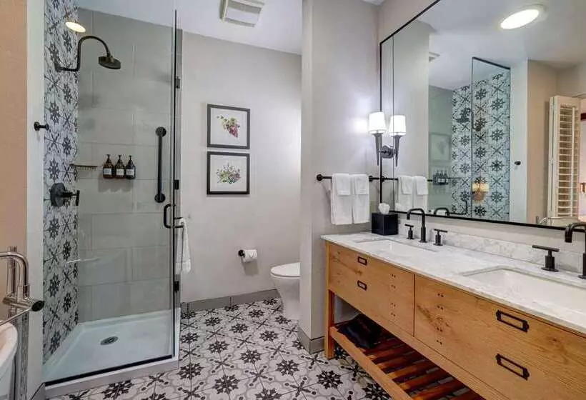 キングサイズベッドのデラックスルーム, Hilton Wilmington/christiana