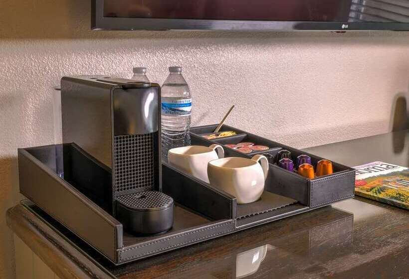 Номер Deluxe Кровать Кинг, Hilton Wilmington/christiana