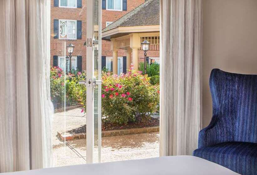 Номер Deluxe Кровать Кинг, Hilton Wilmington/christiana