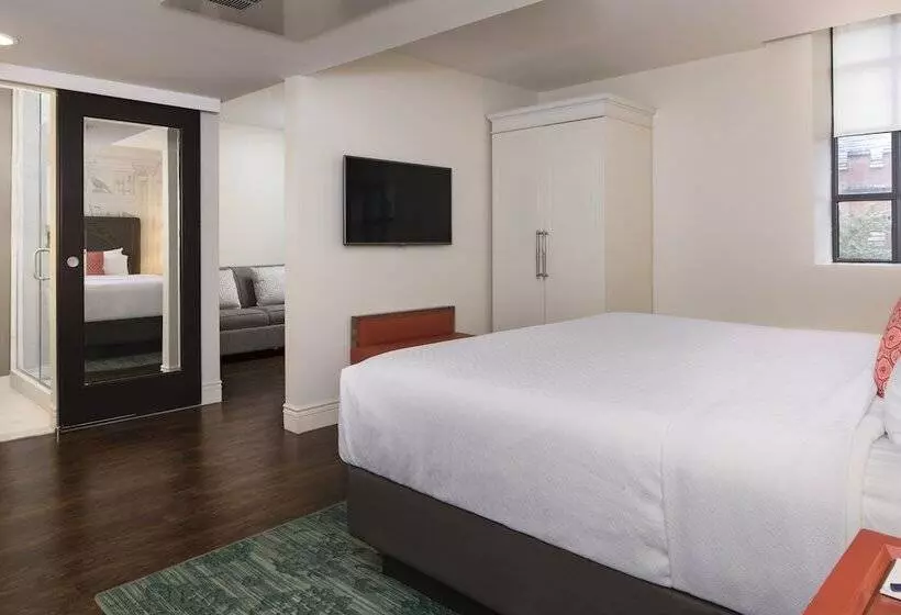 身障者適用スイートルーム, Indigo Baltimore Downtown, An Ihg