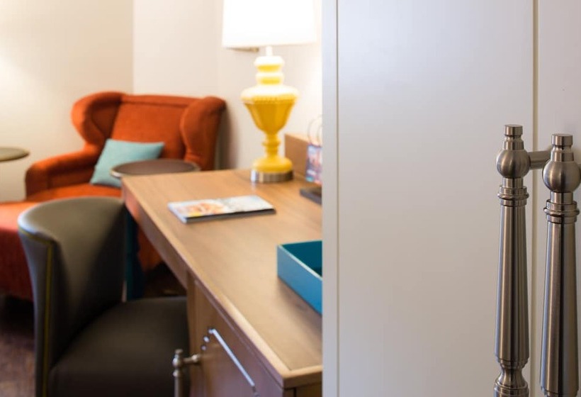 身障者適用スイートルーム, Indigo Baltimore Downtown, An Ihg