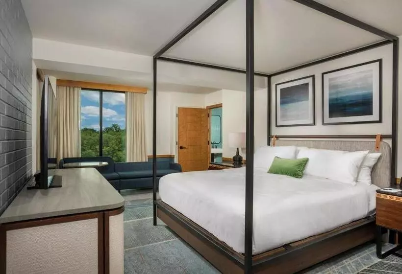 キングサイズベッドのスタンダードルーム, Merriweather Lakehouse Hotel, Autograph Collection