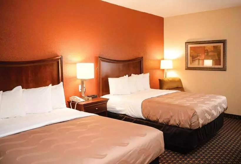 スタンダードルーム, Quality Inn & Suites Ames Conference Center Near Isu Campus