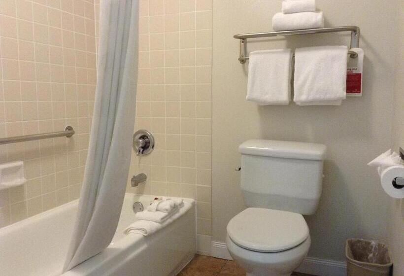 Студио Стандарт Кровать Кинг, Ramada By Wyndham Oceanside