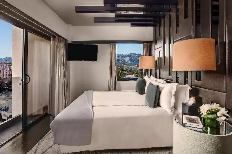اتاق سوپریور, Sixty Beverly Hills