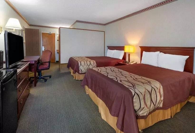 ２ダブルベッドのスタンダードルーム, Travelodge By Wyndham Cleveland Airport