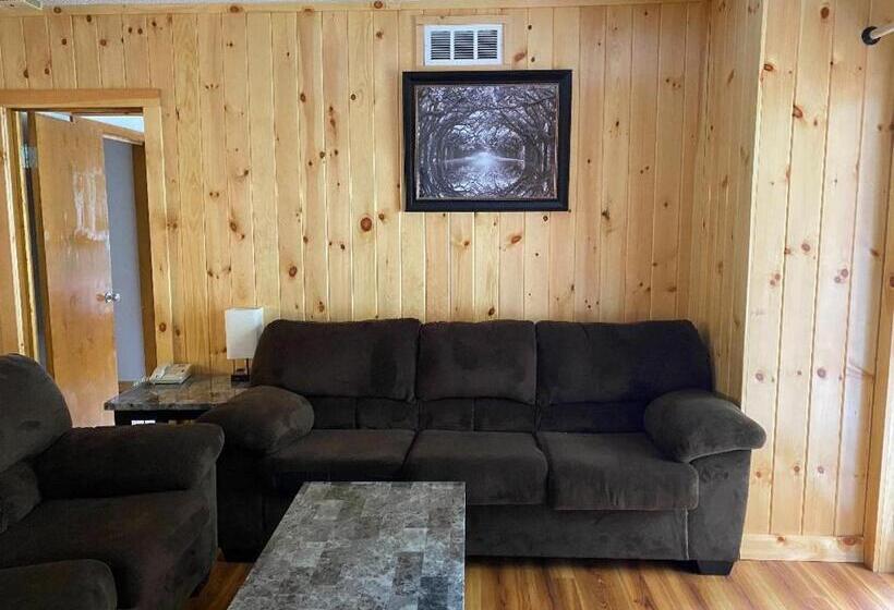 סוויטה, Zoders Inn And Suites