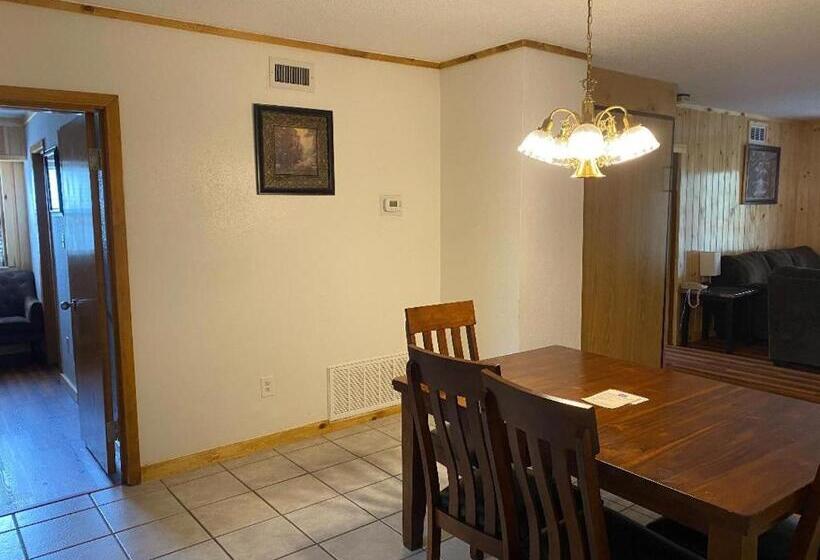 סוויטה, Zoders Inn And Suites