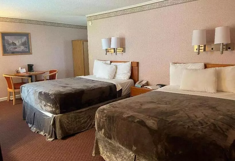 バルコニー付きスタンダードルーム, Zoders Inn And Suites