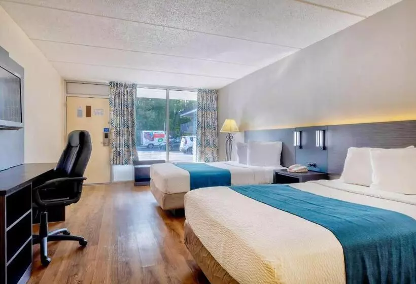 اتاق لوکس چهار تخته, Motel 6 Morgantown