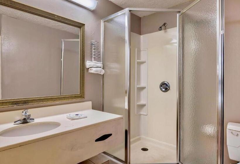 غرفة قياسية سرير كينج, Motel 6 Morgantown