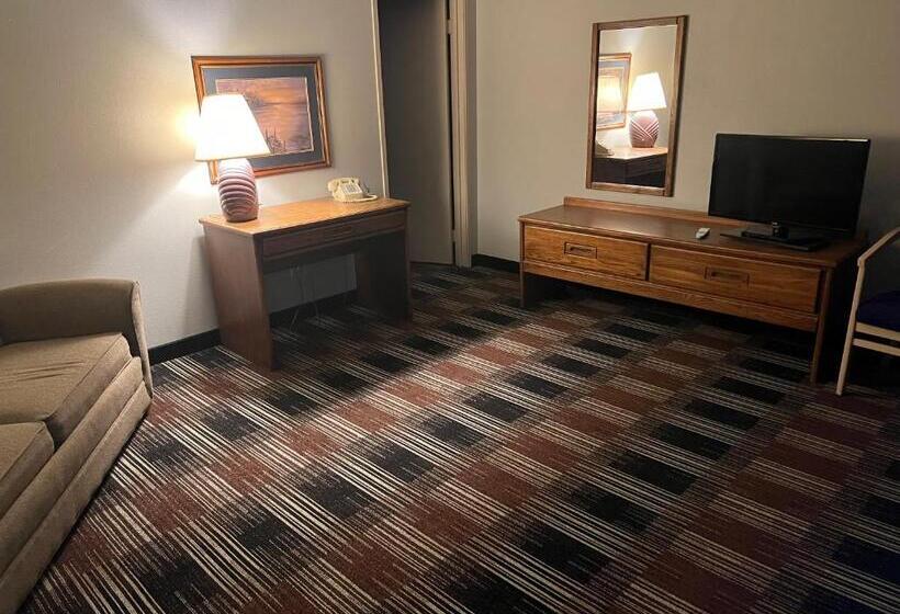 سوئیت با تخت بزرگ, The Ridge Hotel Portage