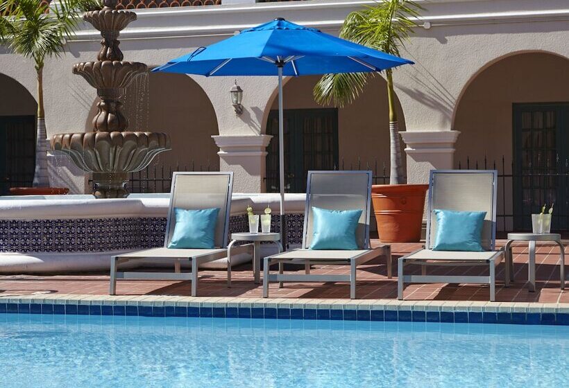 غرفه قياسيه سريرين مزدوجين, Casa De Palmas, Trademark Collection By Wyndham