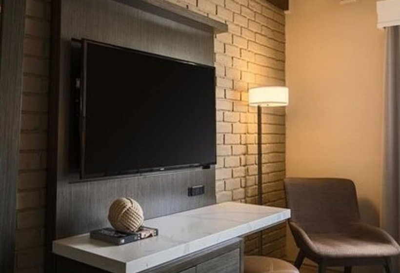 غرفه قياسيه سريرين مزدوجين, Casa De Palmas, Trademark Collection By Wyndham