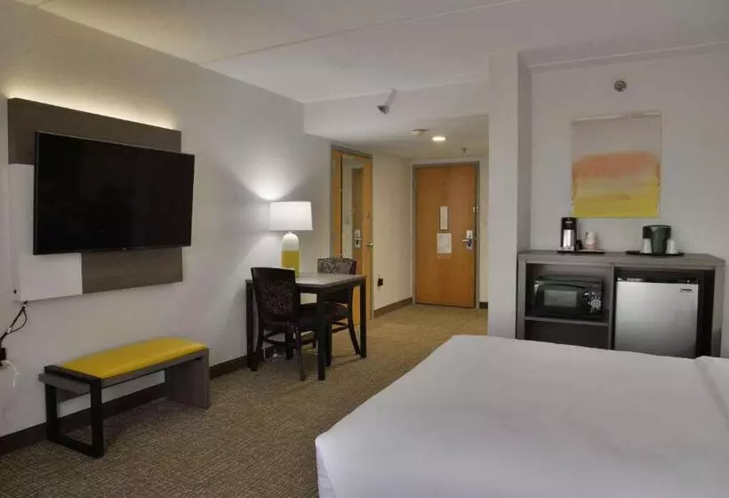 Standard-invahuone, Comfort Inn Gold Coast