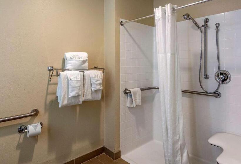 غرفة قياسية لذوى الاحتياجات الخاصة, Comfort Inn & Suites
