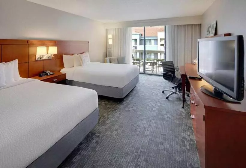 ２ダブルベッドのスタンダードルーム, Courtyard By Marriott Atlanta Windy Hill/ballpark