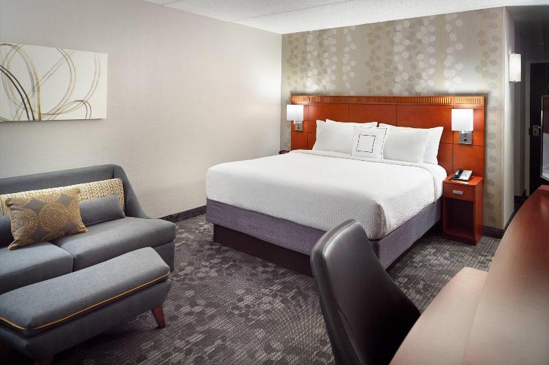 Стандартный Номер Кровать Кинг, Courtyard By Marriott Atlanta Airport South/sullivan Road