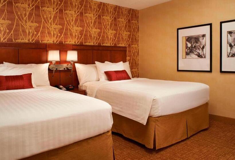 Suite, Courtyard Chicago Arlington Heights/south
