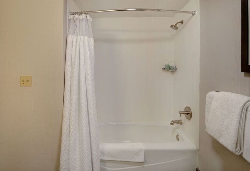 חדר סטנדרט שתי מיטות זוגיות, Courtyard Columbus Dublin