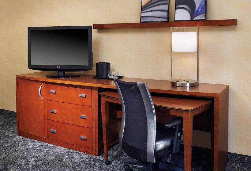 חדר סטנדרט שתי מיטות זוגיות, Courtyard Columbus Dublin