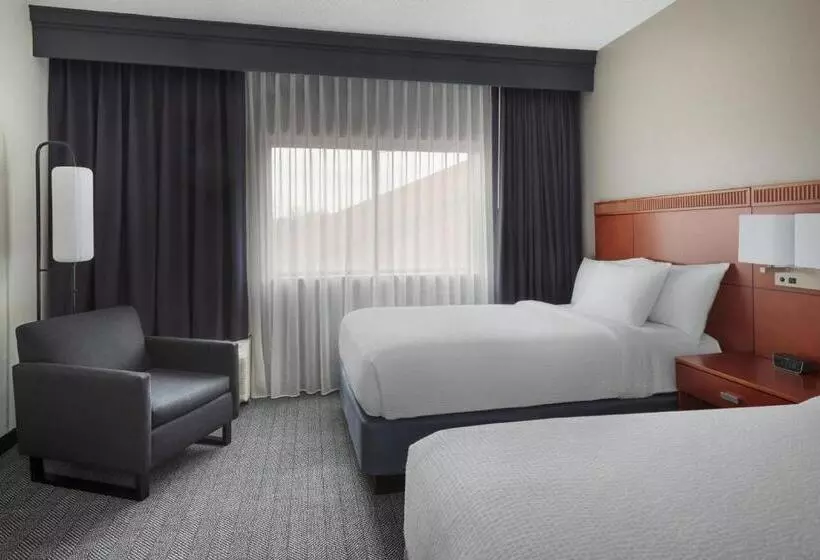 スイート, Courtyard By Marriott New Carrollton Landover