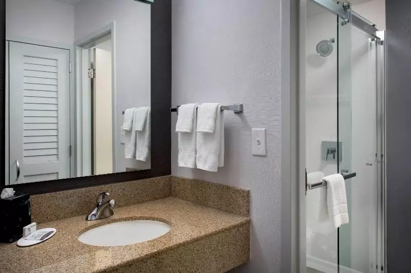 スタンダードルーム, Courtyard By Marriott Rockville