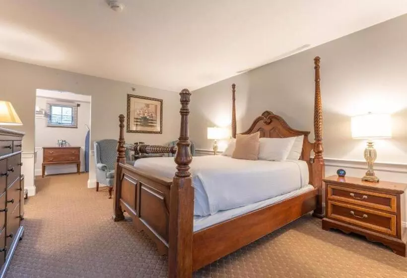 デラックスルーム, Dan'l Webster Inn And Spa