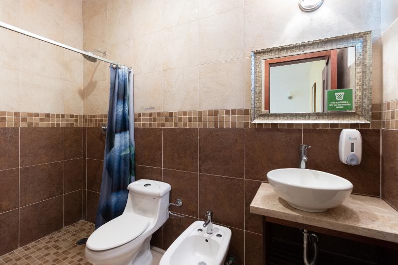 חדר דלוקס מותאם לאנשים עם מוגבלויות, Days Inn By Wyndham Fort Lauderdale Airport Cruise Port