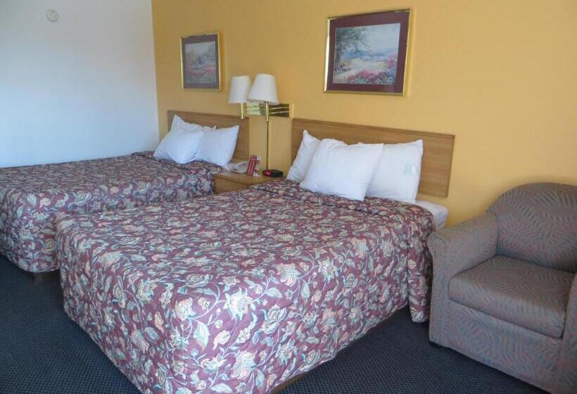 Номер Deluxe, Days Inn By Wyndham Kingdom City