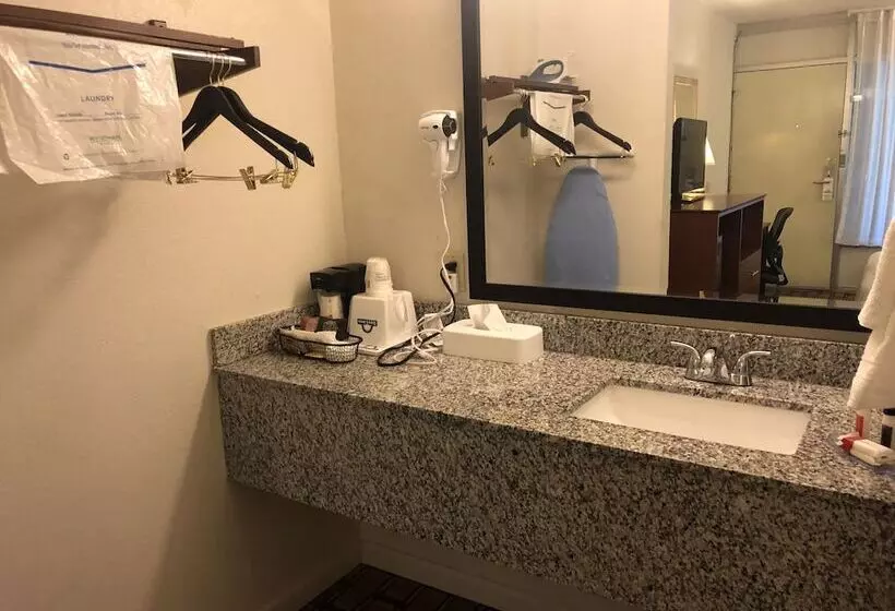 Standard-huone 2 Parivuodetta, Days Inn By Wyndham Natchez